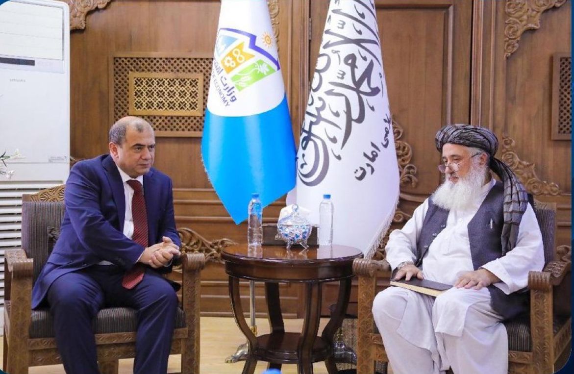 د طالبانو اقتصاد وزارت: کابل کې د اذربایجان له سفیر سره په ټرانزیټ او سوداګرۍ خبرې وشوې