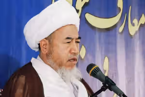 مرجع تقلید شیعیان میگوید مردم از دست طالبان اشک میریزند