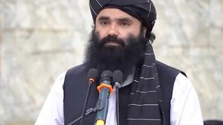 د عدالت لپاره انعام ادارې د حقاني نوم د تعقیب لاندې کسانو له نوملړ لرې کړ