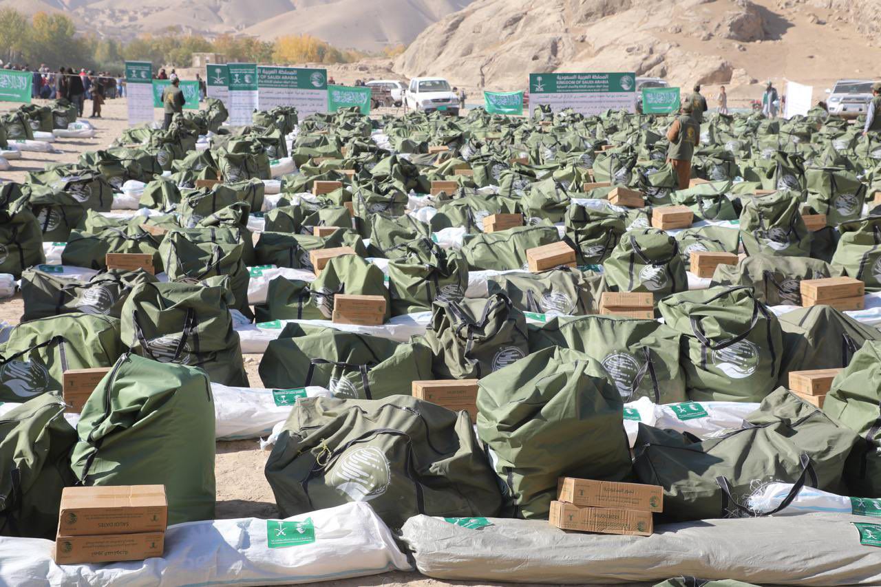 کمک‌های عربستان سعودی به زلزله‌زدگان شمال افغانستان