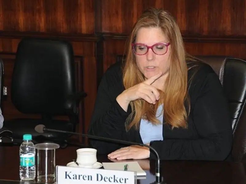 د افغانستان لپاره د متحده ایالاتو شارژدافیرې کندهار کې ځانمرګی برید وغانده