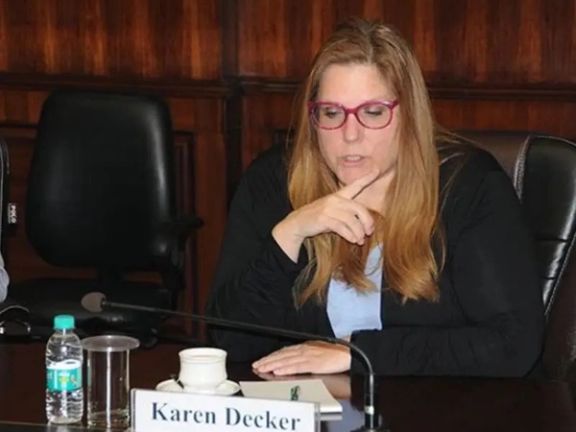 د افغانستان لپاره د متحده ایالاتو شارژدافیرې کندهار کې ځانمرګی برید وغانده