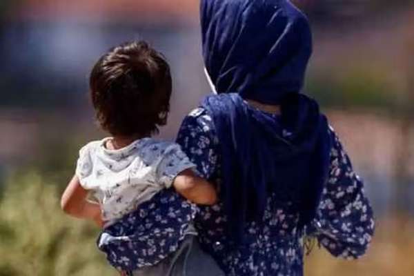 رئیسجمهور پاکستان به رغم مخالفت روحانیون قانون منع کودک همسری را توشیح کرد