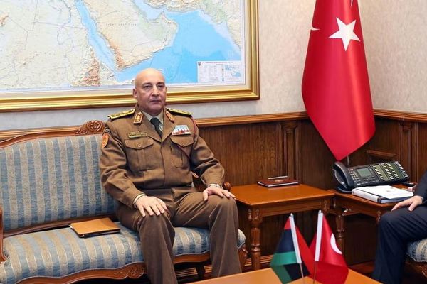 رئیس ستاد ارتش لیبیا و همراهانش در سقوط هواپیما در ترکیه کشته شدند
