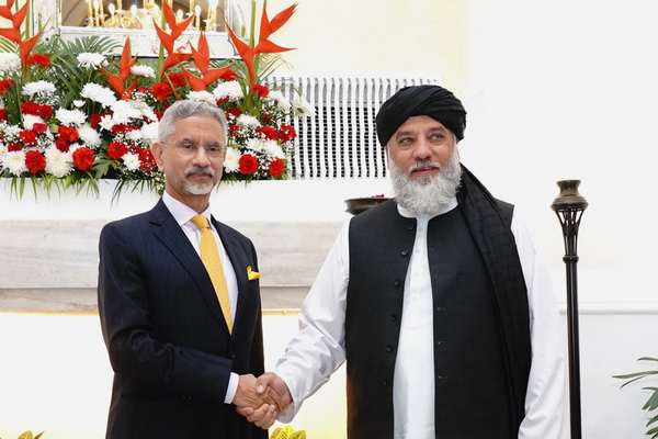د هند د بهرنیو چارو وزیر د طالبانو د صنعت او سوداګرۍ وزیر سره ولیدل