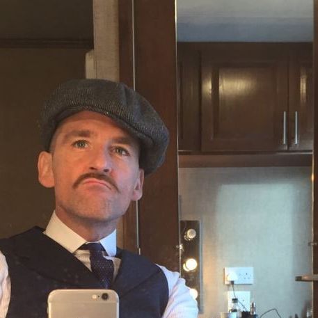 پال اندرسن، بازیگر نقش 'آرتور شِلبی' در 'پیکی بلایندرز' به خاطر داشتن مواد مخدر جریمه شد