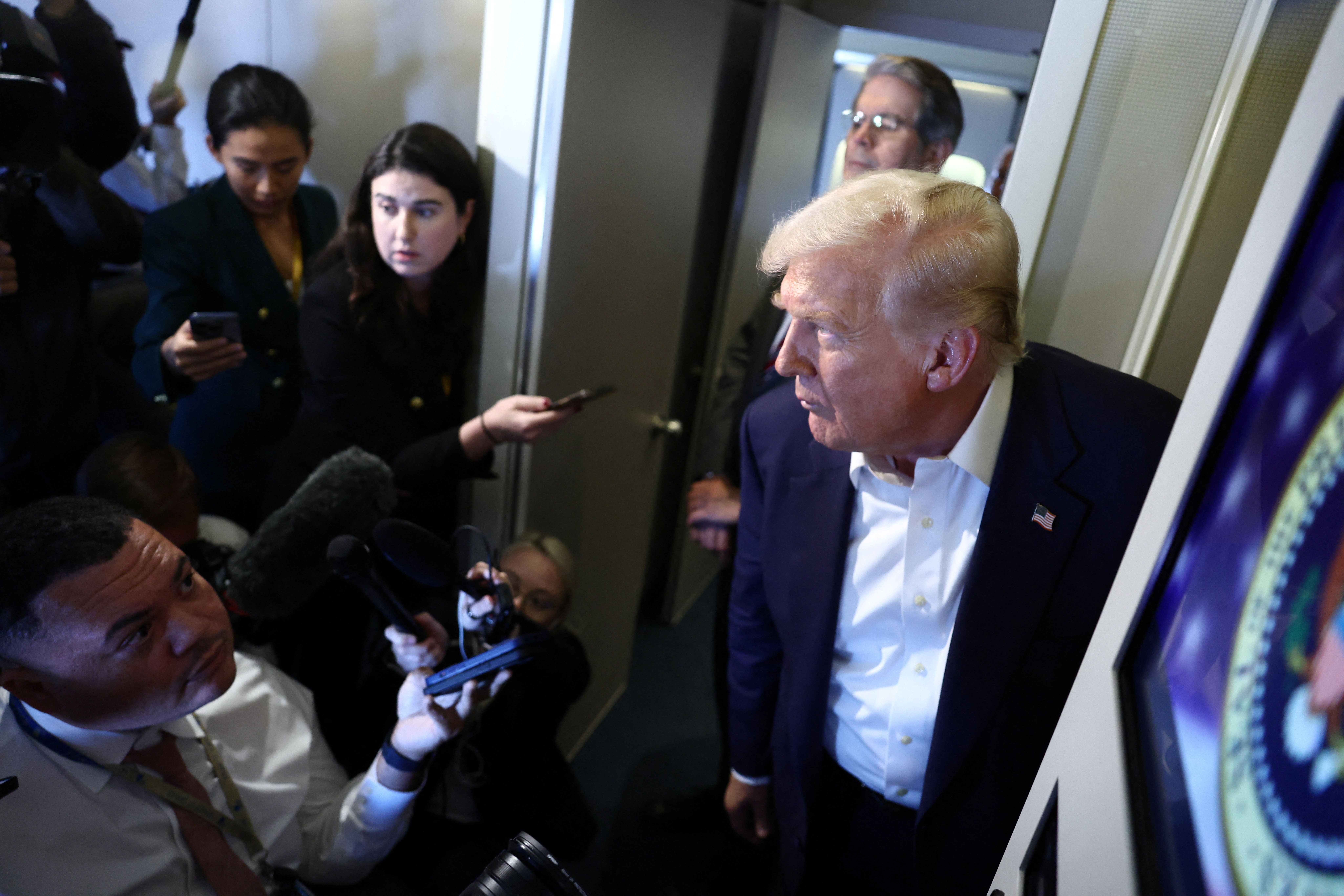 ترامپ نامزدی خود برای سومین دوره ریاست جمهوری را رد نکرد