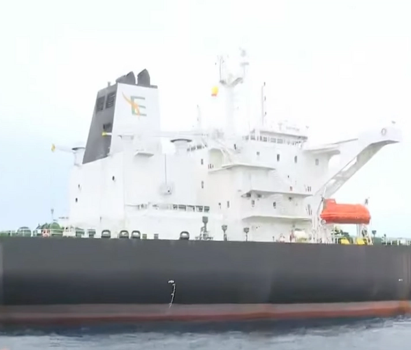 آسوشیتدپرس: تخلیه نفت توقیف شده ایران در تگزاس با وجود تهدیدهای جمهوری اسلامی آغاز شد