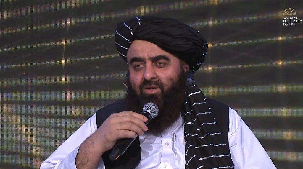 امیرخان متقی: در هیچ جای دنیا حکومت برنده مخالفانش را در کابینه شامل نمی‌کند