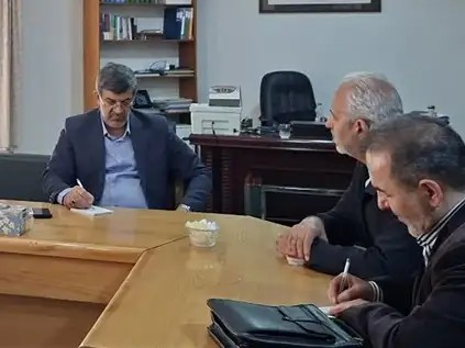 مسؤول إيراني يدعو إلى تعزيز حضور رجال الأعمال الإيرانيين في السوق الأفغانية