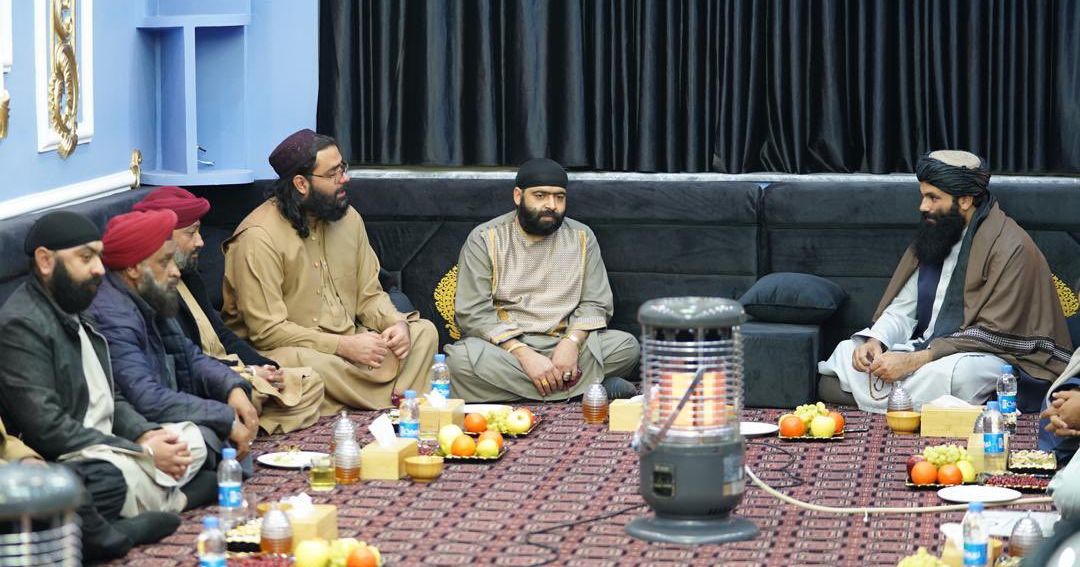 آخرین بازماندگان اقلیت سیک و هندو با وزیر داخله طالبان دیدار کردند ...