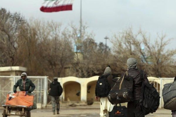 ایران نزدیک به 'دو میلیون' افغان را از طریق مرز اسلامقلعه اخراج کرده است