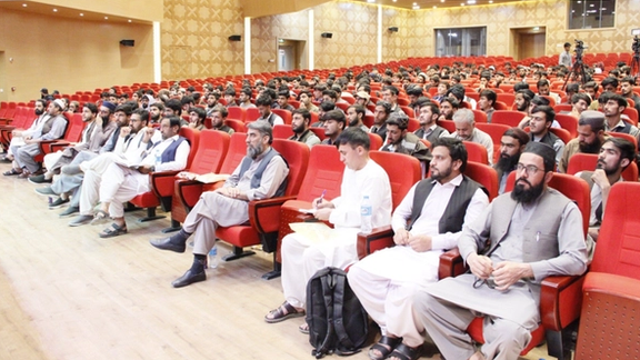 طالبان وايي په ۲۱ ولایتونو کې یې نږدې ۲۰ زره هکټاره ځنګلونه احیاء کړي