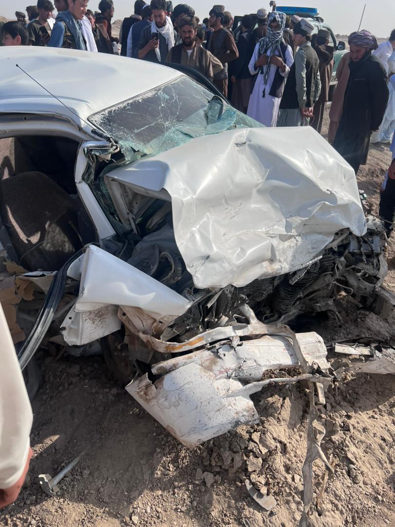 په نیمروز کې  د ګاډو د ټکر له امله  ۷ کسان مړه شوي دي