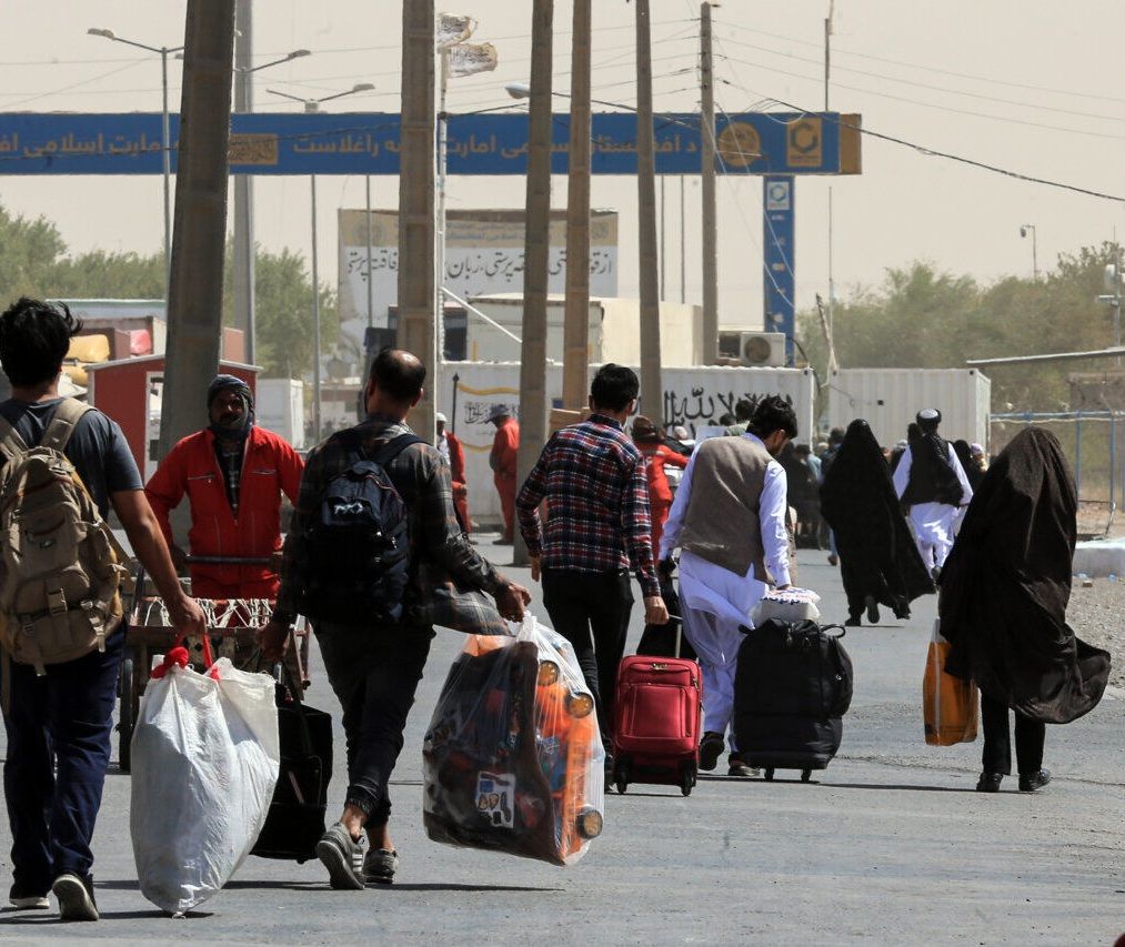 د اسلام کلا له لارې افغانستان ته یو میلیون او ۱۰۰ زره افغانان ستانه شوي