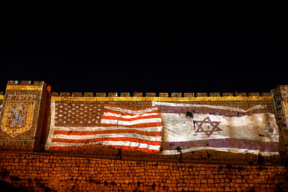 امریکا و اسرائیل به هدف جلوگیری از دستیابی ایران به سلاح اتمی اعلامیه مشترک امضا می‌کنند 