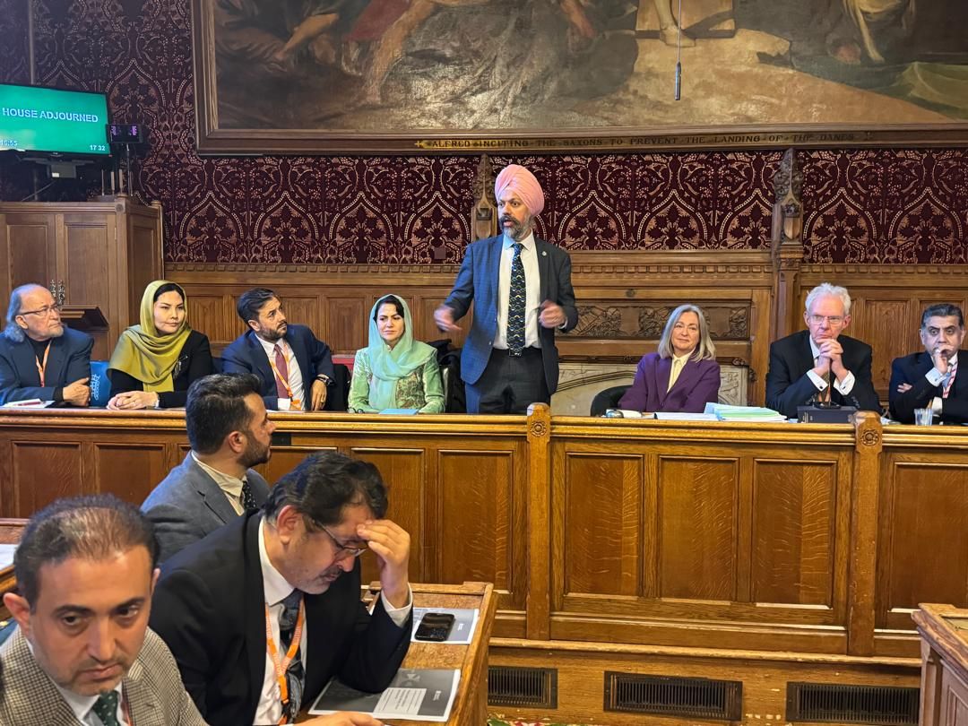 رئیس کمیسیون دفاعی مجلس نمایندگان بریتانیا خواستار حمایت از نظامیان سابق افغانستان شد