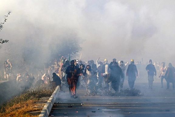 طالبان وايي پاکستاني پولیسو شاوخوا ۸۰۰ افغان کډوال نیولي