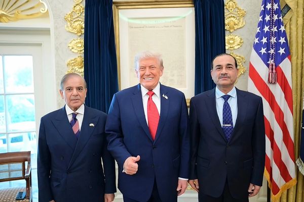 شهباز شریف او عاصم منیر له ډونالډ ټرمپ سره په سپینه ماڼۍ کې ولیدل