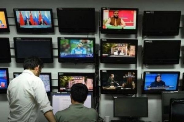 منظمة دعم الإعلام الأفغاني: كورونا وحكم طالبان تسببا في انتكاسة خطيرة للتعليم الإعلامي