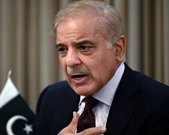 شهباز شریف: که طالبان د ترهګرو ډلو پر ضد اقدام وکړي، پاکستان د همکارۍ لپاره چمتو دی