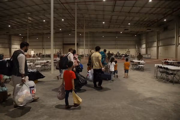 د امریکا د کانګرس غړو کانګو ته د افغان کډوالو د لېږد پلان «شرموونکی» وباله