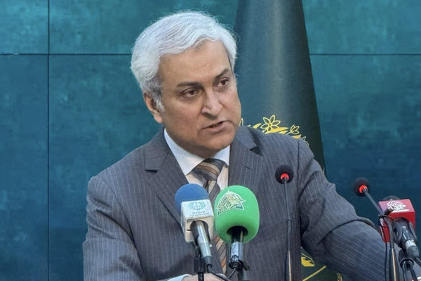 باكستان: طالبان تعترف بوجود عناصر حركة طالبان باكستان على أراضيها