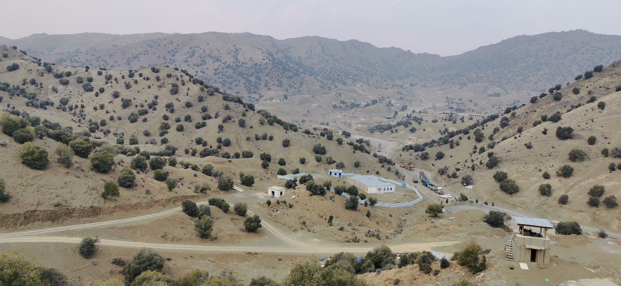 طالبان وايي، خوست کې یې والي له ډیورنډ کرښې سره سرتېرو ته د ولس د دفاع لپاره سپارښتنې کړې