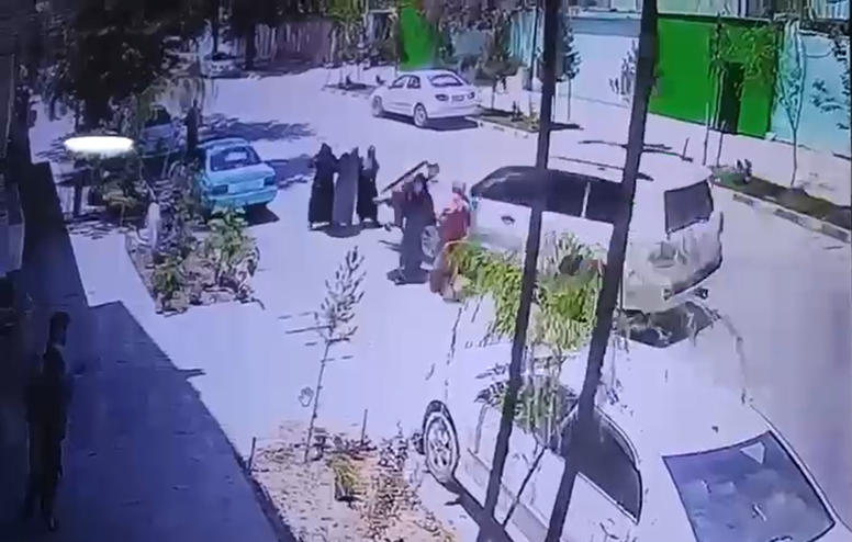 حمله با موتر به زنان در کابل؛ طالبان میگوید تاکنون عامل حمله بازداشت نشده است