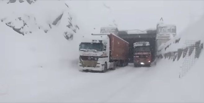 روسیه برای نوسازی تونل سالنگ اعلام آمادگی کرد