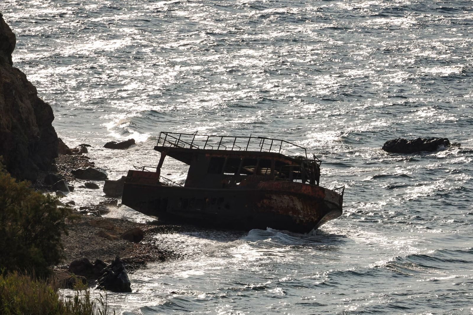 ۱۵ مهاجر افغان در آب‌های یونان غرق شدند 