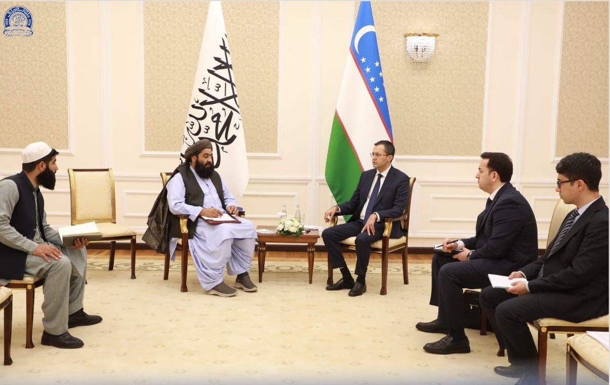 طالبان د اقتصادي کړکېچ په لړ کې؛ اوس له ازبکستان سره بانکي اړیکې پراخوي