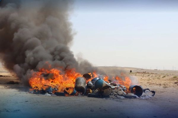 طالبانو په هلمند کې څه باندې ۹ زره کیلو ګرامه نشهیي توکي وسوځول