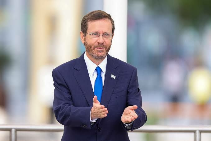 رئیس‌جمهور اسرائیل: جنگجویان حماس دستورالعمل‌های ساخت سلاح‌های کیمیاوی را داشتند