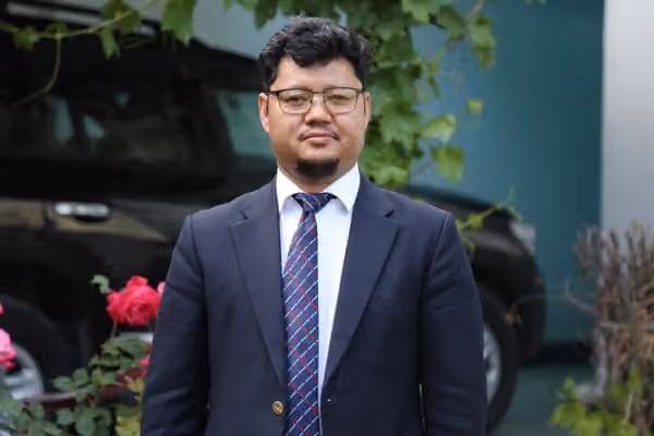 یک فیزیکدان و پژوهشگر افغان عضو انجمن سلطنتی کانادا شد