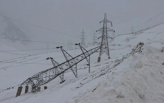 د طالبانو د برېښنا شرکت: افغانستان ته د ازبکستان د وارداتي برېښنا مزي پرې شوې دي