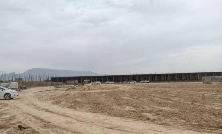 په فراه کې سوداګر د ۱۵۰ مېلیونه افغانیو په لګښت د کرنیزو محصولاتو لپاره مارکېټ جوړوي