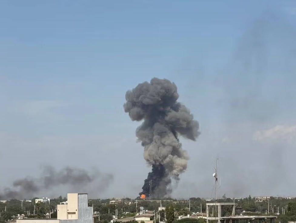 اسوشیټډ پرېس: عربستان او امارات غواړي جګړه تر هغه وخته دوام وکړي چې تهران بشپړ کمزوری شي