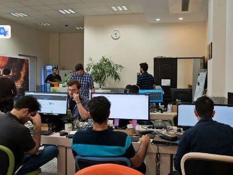 د ایران نړیوالو اړیکو مرکز: ۸۰۰ کډوالو کارپوهانو ته مو ایران کې پنځه کلنه استوګنه ورکړه