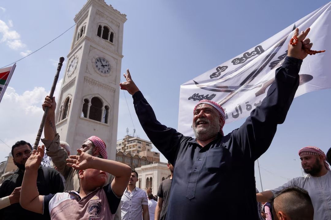 تظاهرات در حما علیه حملات اسرائیل در سوریه