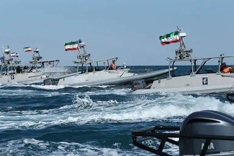 سپاه پاسداران از حمله به یک شناور بدون سرنشین امریکایی در تنگه هرمز خبر داد