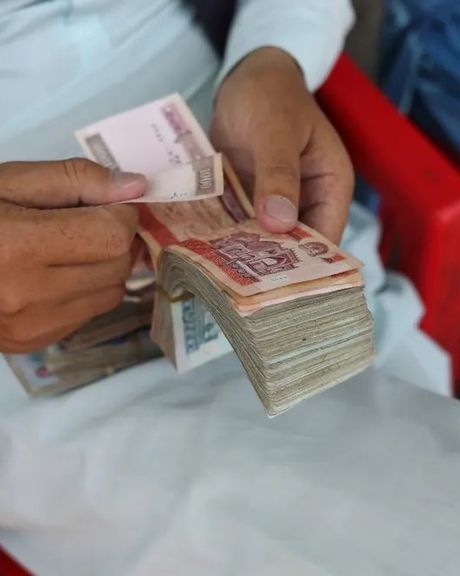 رویترز: طالبان در حال مذاکره با روسیه و چین برای معاملات تجاری با ارزهای منطقهای است