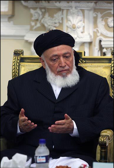 کرزی و عبدالله ربانی را شخصیت ملی و صلح‌طلب خواندند