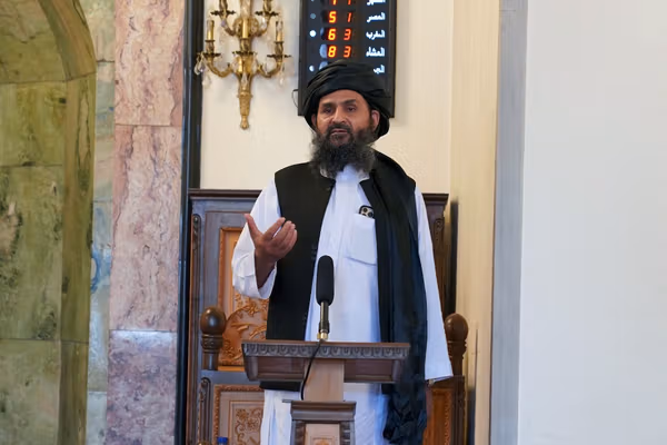 طالبان د ملابرادر په مشرۍ د ایران د پخواني مشر د جنازې مراسمو ته پلاوی استوي