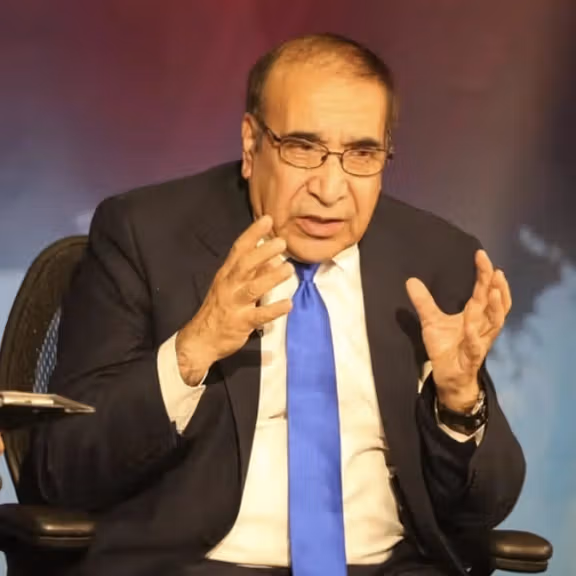 علي أحمد جلالي: أفغانستان بحاجة إلى حكومة شرعية