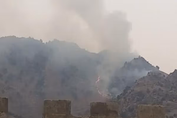 خيبر پښتونخوا کې د اکاخېلو قومي شورا د ناامنیو زياتوالي له امله د سیمې د تخلیې غوښتنه کړې