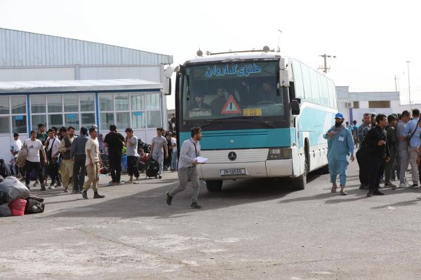 Over 3000 Afghan Families Deported From Iran In 24 Hours, Says Taliban