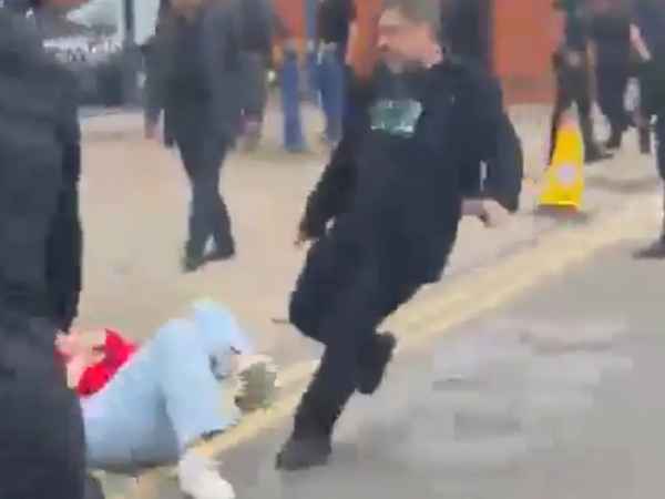 حامیان جمهوری اسلامی به معترضان در لندن حمله و آنها را زخمی کردند