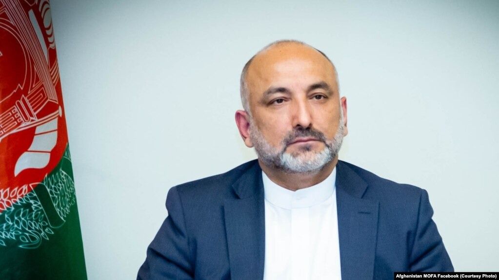 هشدار اتمر: منع آموزش زنان، مردم را از طالبان منزجر می‌کند