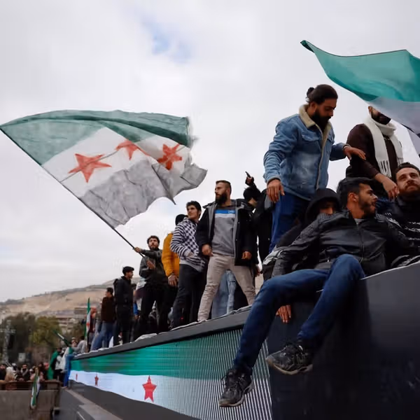 د امریکا کانګرس د سوریې پر ضد بندیزونه په دایمي ډول لغوه کړل